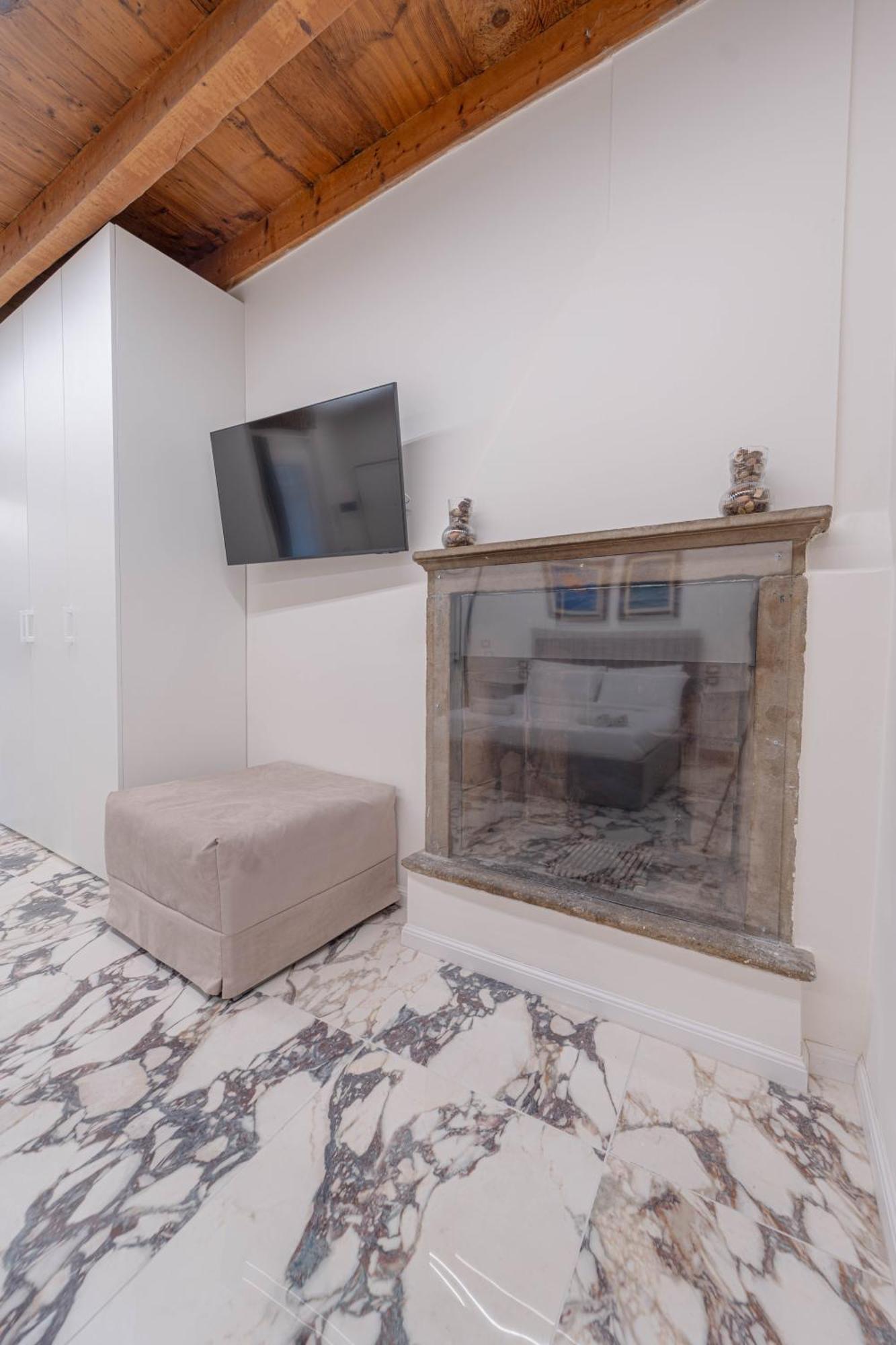 Brera Luxury Apt Милан Экстерьер фото